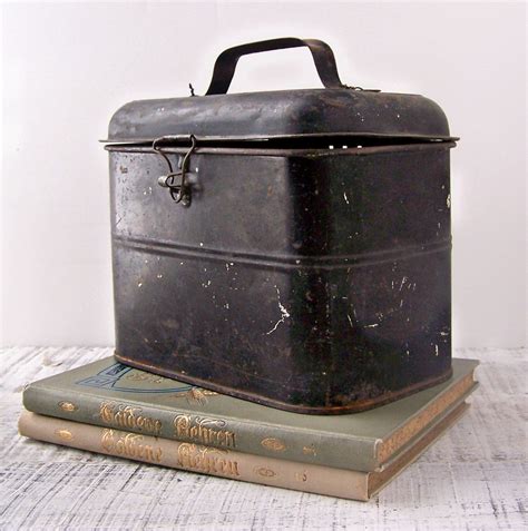 metal lunch box with lock|old metal lunch boxes value.